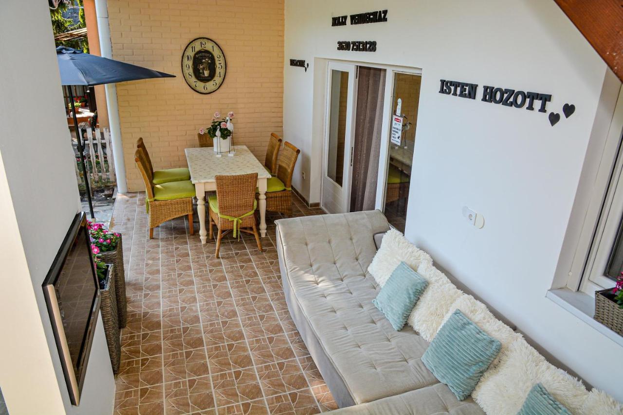 Apartament Holly Vendeghaz Hajdúszoboszló Zewnętrze zdjęcie